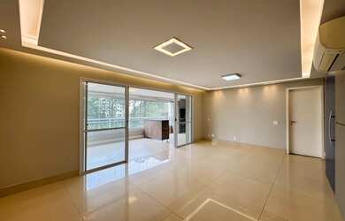 Imagem: O apartamento possui 3 Dormitórios, 5 Banheiros, 3 Vagas na