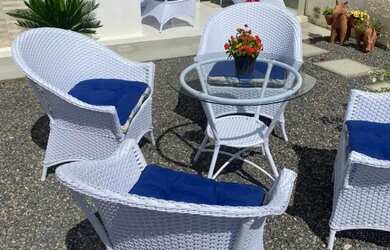 Imagem: A casa possui 2 Dormitórios, 2 Banheiros, 3 Vagas na garagem