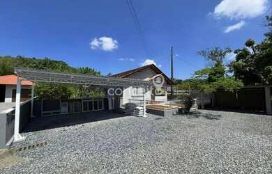 Imagem 4: Casa Semimobiliada com 3 Dormitórios na Itoupava Central