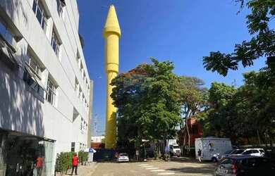 Imagem: O depósito possui 1 Vaga na garagem e 98m² de Área e está