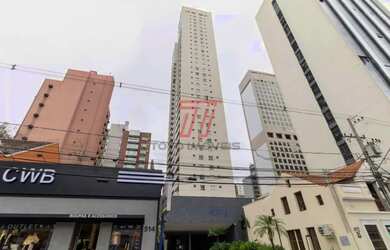 Imagem: O apartamento possui 1 Dormitório, 1 Banheiro, 1 Vaga na garagem