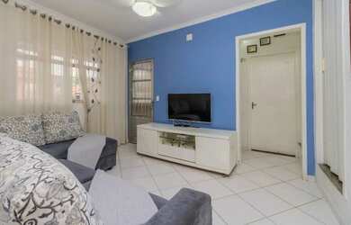 Imagem: A casa à venda possui 2 Dormitórios, 2 Banheiros, 5 Vagas