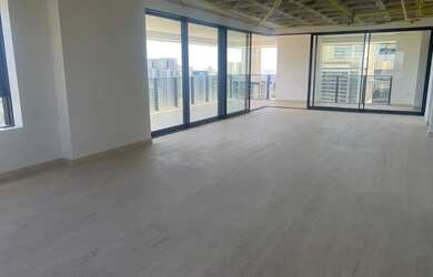 Imagem: O apartamento possui 4 Dormitórios, 5 Banheiros, 5 Vagas na