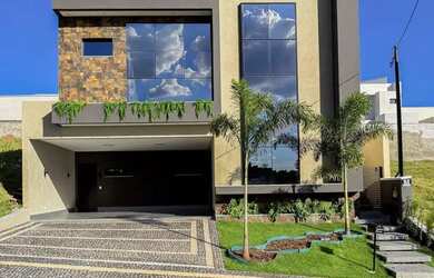 Imagem: A casa em condomínio possui 4 Dormitórios, 5 Banheiros, 2