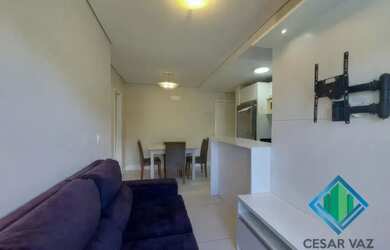 Imagem: O apartamento possui 1 Dormitório, 1 Banheiro, 1 Vaga na garagem