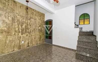 Imagem: A casa possui 3 Dormitórios, 3 Banheiros, 1 Vaga na garagem