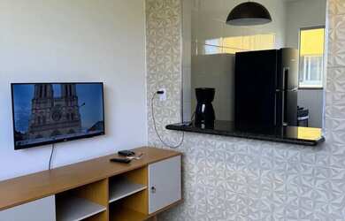 Imagem: O apartamento possui 2 Dormitórios, 1 Banheiro, 1 Vaga na garagem