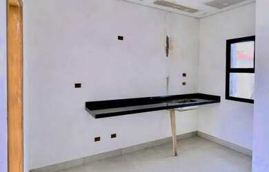 Imagem 2: Casa à Venda no Balneário dos Golfinhos em Caraguatatuba