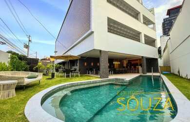 Imagem: O apartamento possui 1 Dormitório, 1 Banheiro, 1 Vaga na garagem