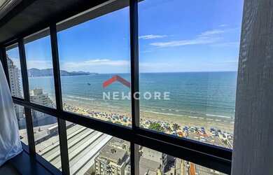 Imagem: O apartamento possui 4 Dormitórios, 5 Banheiros, 3 Vagas na