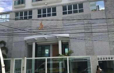 Imagem: O apartamento possui 3 Dormitórios, 2 Banheiros, 3 Vagas na