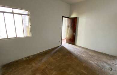 Imagem: A casa possui 2 Dormitórios, 1 Banheiro e 119m² de Área e