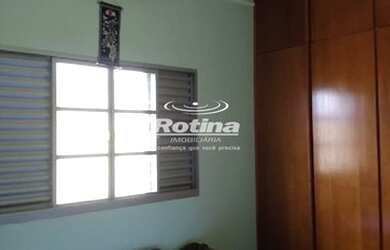 Imagem 9: Casa, 3 suítes, no Bairro Tubalina