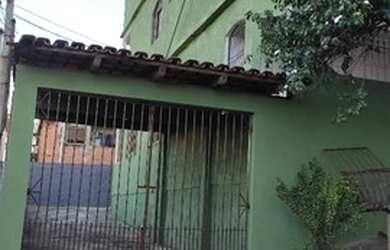 Imagem: A casa possui 5 Dormitórios, 5 Banheiros, 3 Vagas na garagem