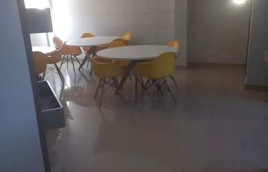 Imagem: O apartamento possui 2 Dormitórios, 2 Banheiros, 1 Vaga na