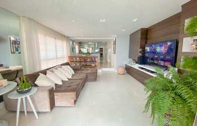 Imagem: O apartamento possui 4 Dormitórios, 5 Banheiros, 2 Vagas na