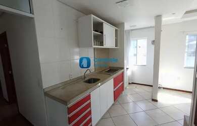 Imagem: O apartamento possui 3 Dormitórios, 1 Banheiro, 2 Vagas na