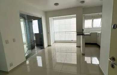 Imagem: O apartamento possui 1 Dormitório, 1 Banheiro, 1 Vaga na garagem