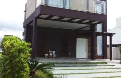 Imagem: A casa em condomínio possui 3 Dormitórios, 3 Banheiros, 2