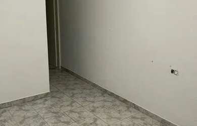 Imagem: A casa possui 1 Dormitório, 1 Banheiro, Imóvel novo e está