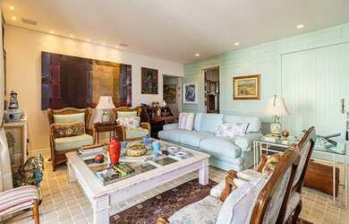 Imagem: O apartamento possui 3 Dormitórios, 5 Banheiros, 3 Vagas na