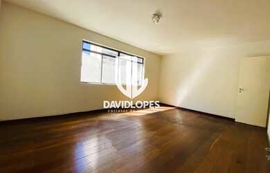 Imagem: O apartamento possui 2 Dormitórios, 2 Banheiros e 80m² de