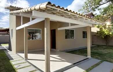 Imagem: A casa em condomínio possui 3 Dormitórios, 1 Banheiro, 2 Vagas