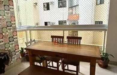 Imagem: O apartamento possui 3 Dormitórios, 1 Banheiro, 2 Vagas na