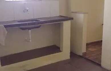 Imagem 2: Aluga casa. 1 Vaga na garageme1 Dormitório