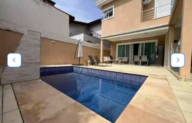 Imagem: A casa em condomínio possui 4 Dormitórios, 5 Banheiros, 4