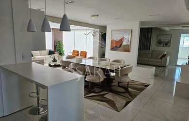 Imagem: O apartamento possui 4 Dormitórios, 5 Banheiros, 5 Vagas na