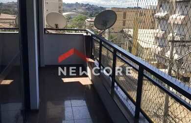 Imagem: O apartamento possui 4 Dormitórios, 4 Banheiros, 2 Vagas na