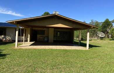 Imagem: A chácara possui 100.000m² de Área e está localizado em