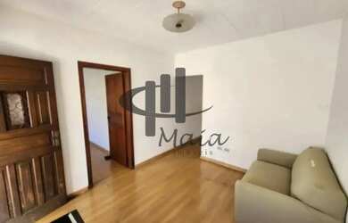 Imagem: A casa possui 2 Dormitórios, 2 Banheiros, 4 Vagas na garagem