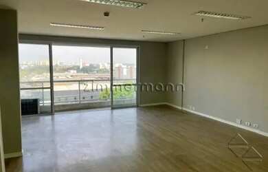 Imagem: O depósito possui 2 Vagas na garagem e 61m² de Área e está