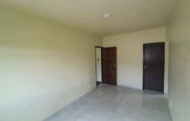 Imagem 8: Aluga 1.200 Apto 2 Qtos, 1 Vaga. Á 100 mts da Estr. da Cabuçu