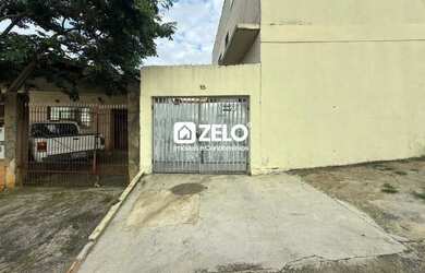 Imagem: A casa possui 1 Dormitório, 1 Banheiro, 1 Vaga na garagem