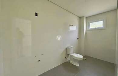 Imagem 11: Casa nova com 4 dormitórios 2 suítes , 4 banheiros e gourmet com churrasqueira