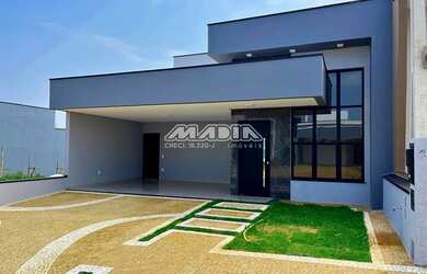 Imagem: A casa em condomínio possui 3 Dormitórios, 3 Banheiros, 4