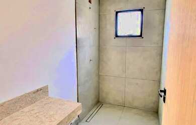 Imagem 8: Casa à Venda no Balneário dos Golfinhos em Caraguatatuba