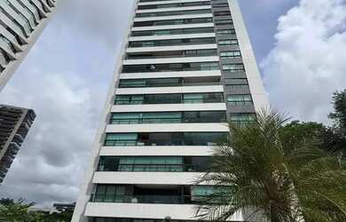 Imagem: O apartamento possui 4 Dormitórios, 5 Banheiros, 3 Vagas na