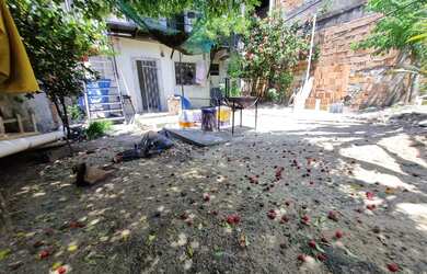 Imagem: A casa possui 5 Dormitórios, 4 Banheiros, 2 Vagas na garagem