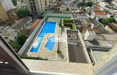 Imagem: O apartamento possui 2 Dormitórios, 2 Banheiros, 2 Vagas na