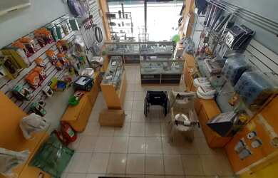 Imagem: O depósito possui 70m² de Área e está localizado em Laranjeiras