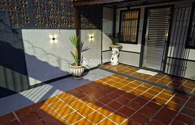 Imagem 2: Casa à venda na Praia Grande Bairro Aviação Próxima ao Mar