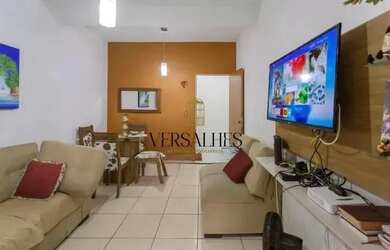 Imagem: A casa possui 3 Dormitórios, 2 Banheiros, 3 Vagas na garagem