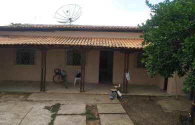 Imagem 4: Casa em Janaúba, 3 quartos