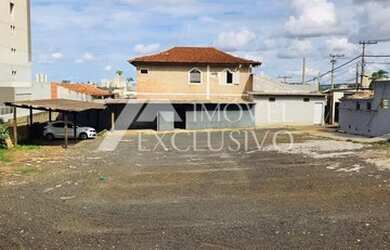 Imagem: O depósito possui 1.500m² de Área e está localizado em