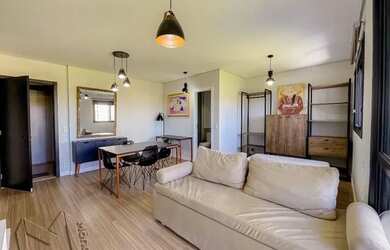 Imagem: O apartamento possui 1 Dormitório, 2 Banheiros, 1 Vaga na garagem