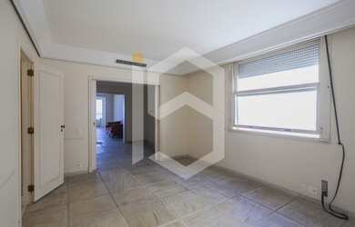 Imagem 12: Vieira Souto Posto 09. Guarda roupa, 280m² de Área, 3 Vagas na garageme4...